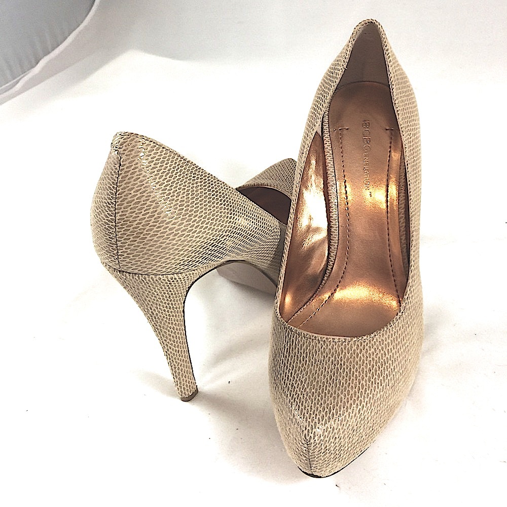 BCBGeneration suede shoes, size 8, brand new